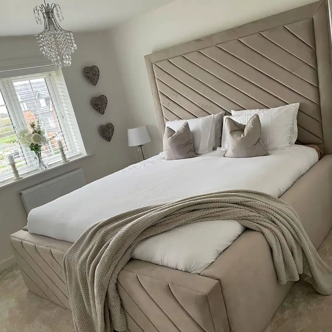 Lottie Bed Compress (1) Lottie Bed - Image 1