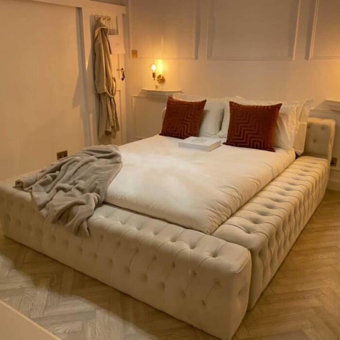 Manhattan Bed