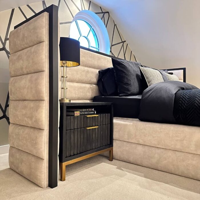 Manorhouse Bed