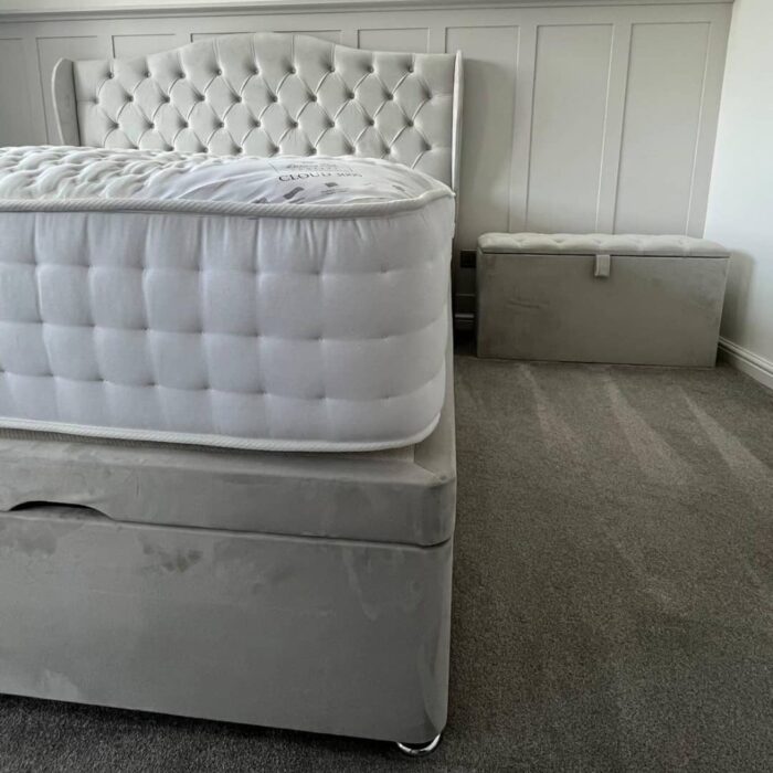 Marilyn Ottoman Bed